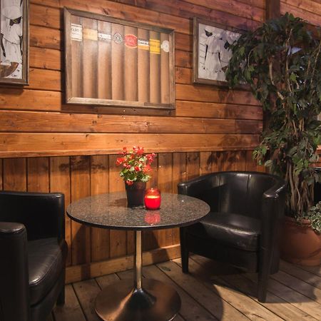 Agate Hotel Озолниеки Экстерьер фото